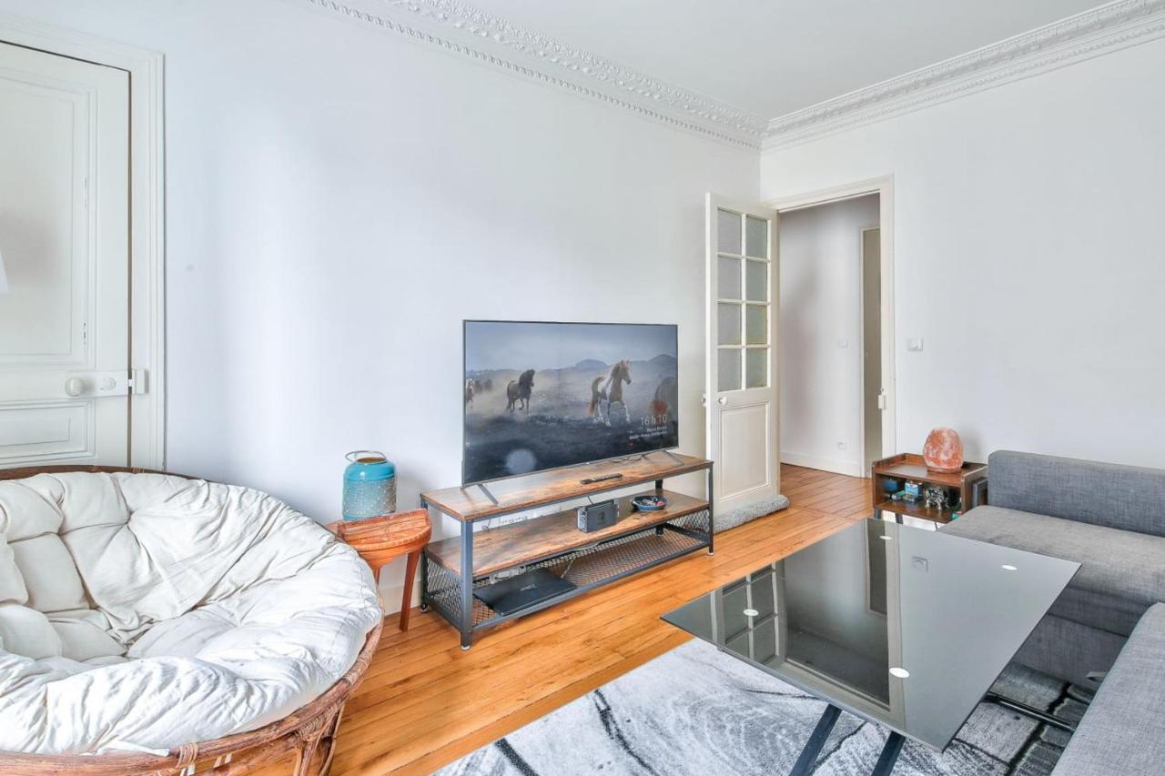 Large Cozy Apartment Near Convention Paris Bagian luar foto